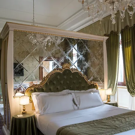 Nani Mocenigo Palace Velence