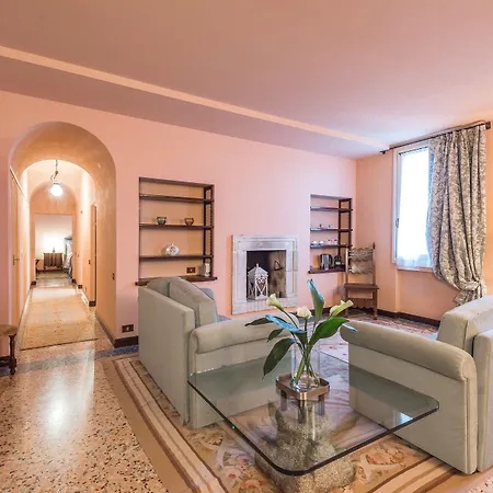 Nani Mocenigo Palace Velence