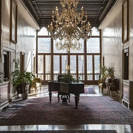 Nani Mocenigo Palace Velence