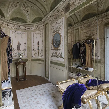 나니 모체니고 팰리스 5*