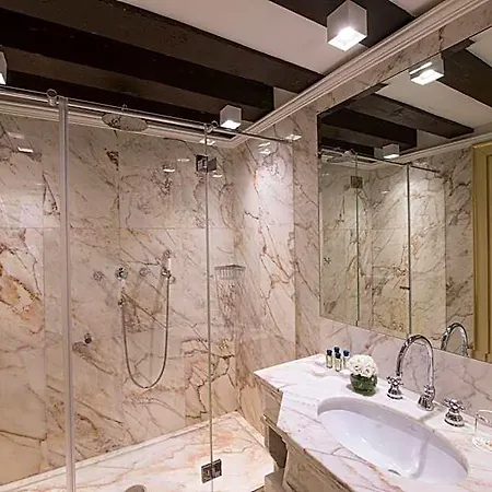 Nani Mocenigo Palace Hotel