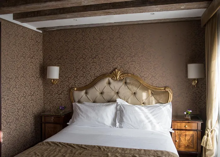 Nani Mocenigo Palace