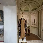 Nani Mocenigo Palace Venedik