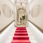 纳尼莫切尼戈宫酒店