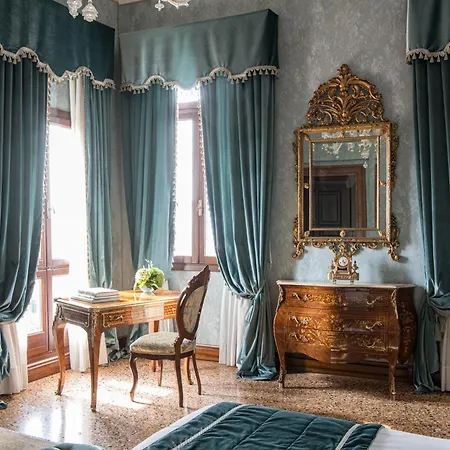 Otel Nani Mocenigo Palace Venedik