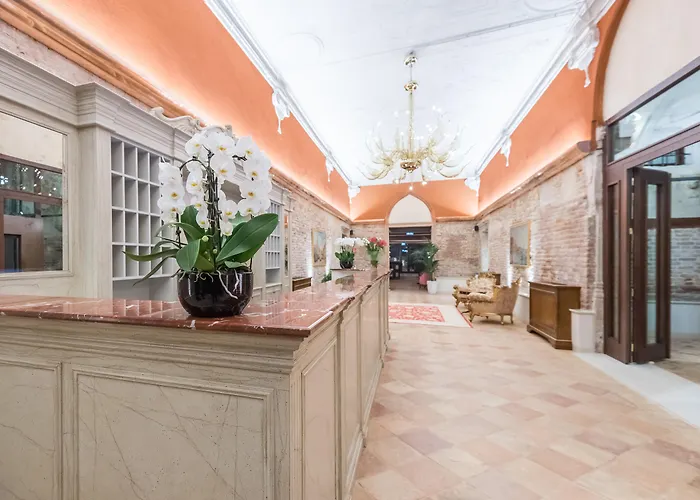 Ξενοδοχείο Nani Mocenigo Palace 5*