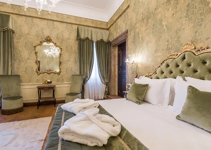 Hotel Nani Mocenigo Palace