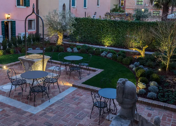 Hotel Nani Mocenigo Palace 5*