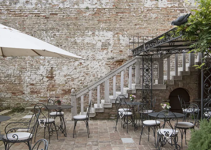 Hotel Nani Mocenigo Palace 5*